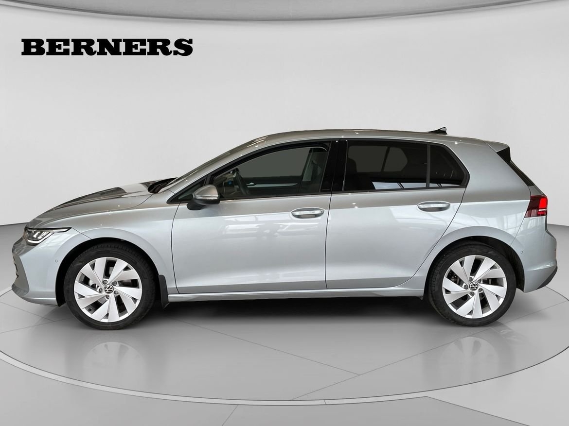 Volkswagen Golf 2025, photo 2/11