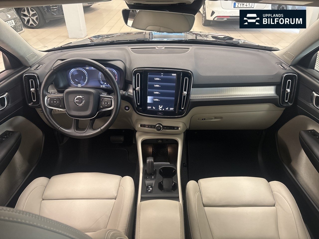 Volvo XC40 D4 AWD Momentum Navi 190hk 2018, kuva 7/14
