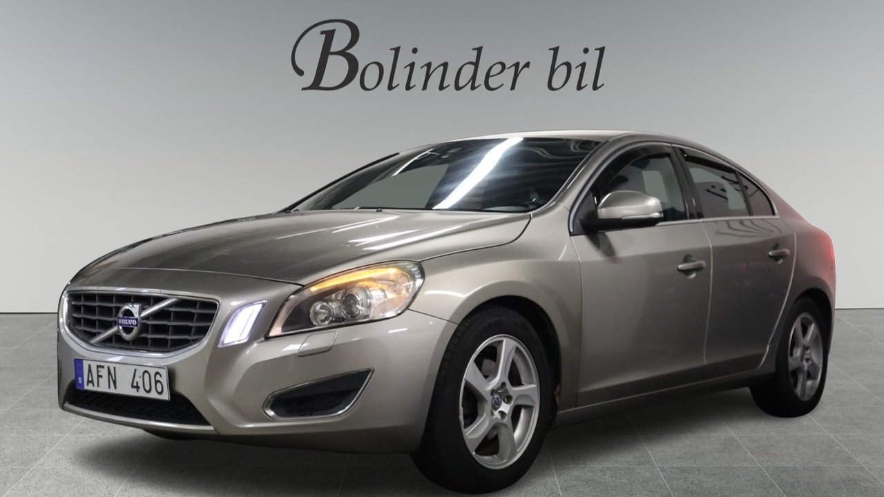 Volvo S60 2011, kuva 3/10