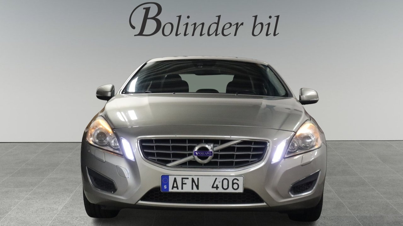 Volvo S60 2011, kuva 2/10