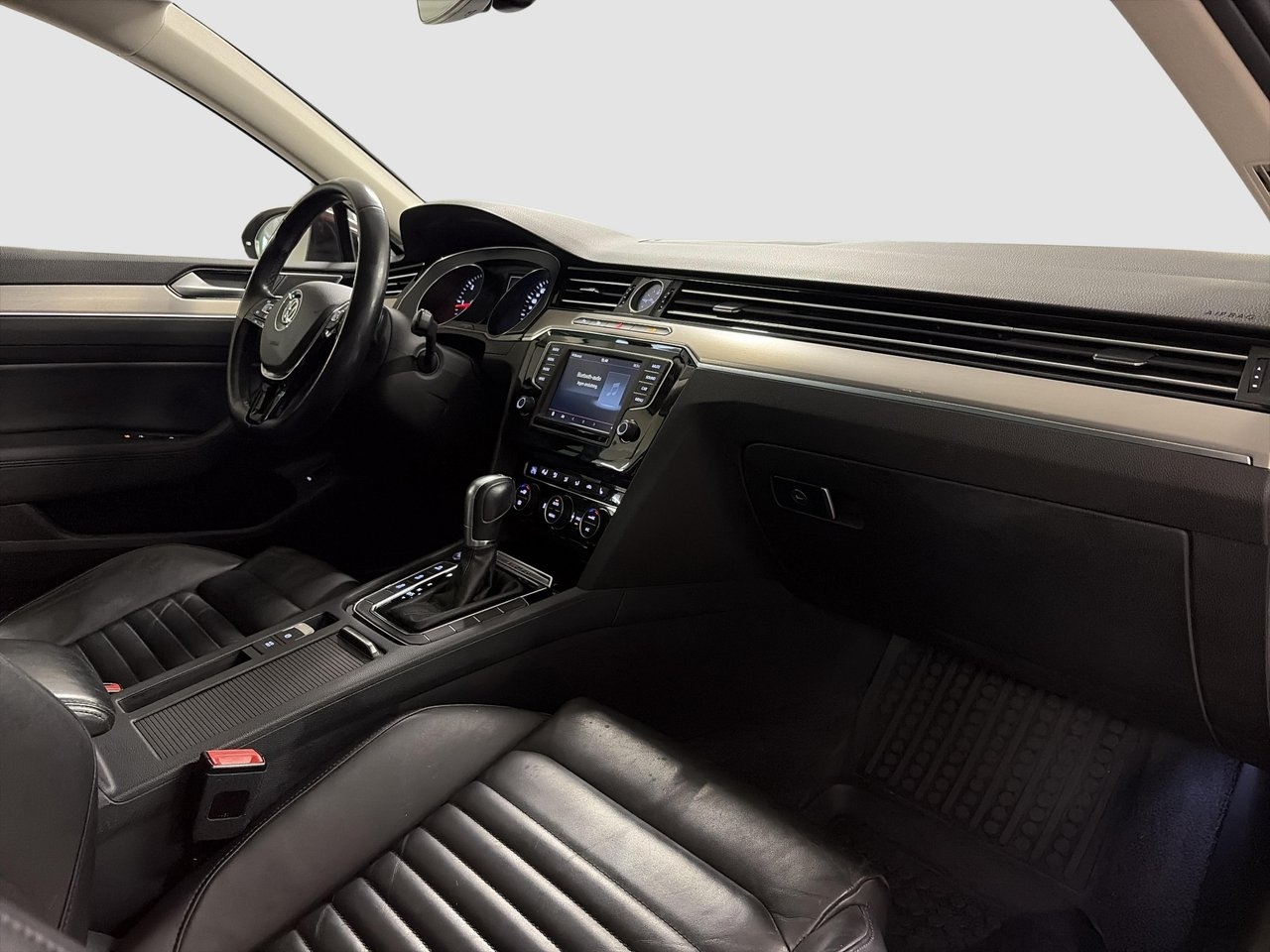 Volkswagen Passat 2015, bild 4/10