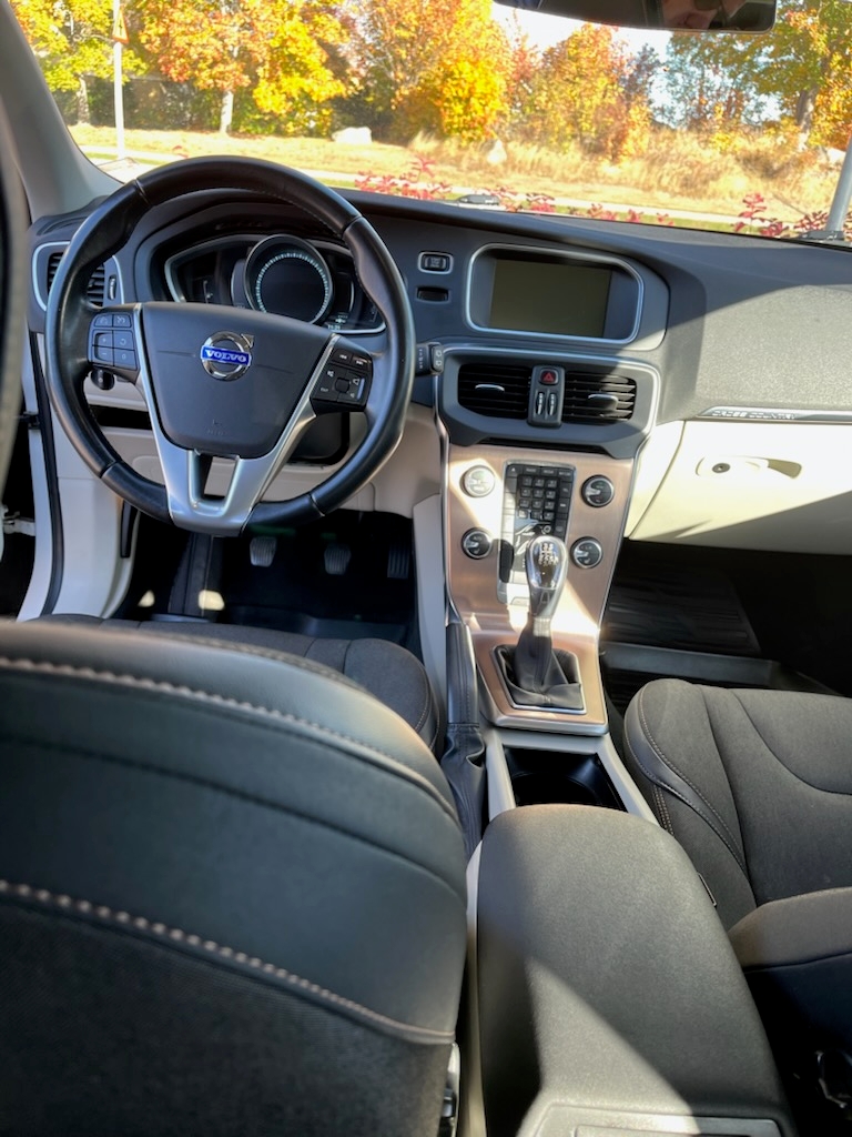 Volvo V40 Cross Country D3 Manuell 2014, bild 3/5