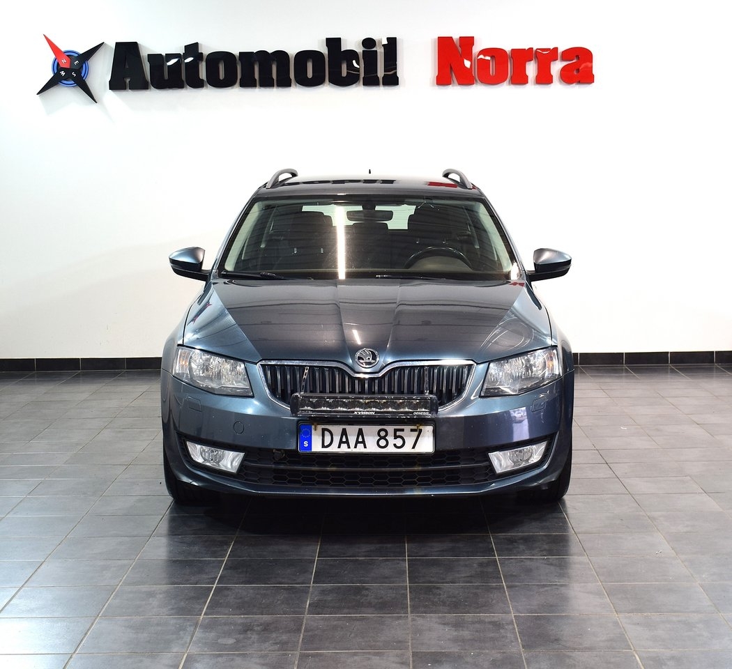 Skoda Octavia 2017, bild 2/10