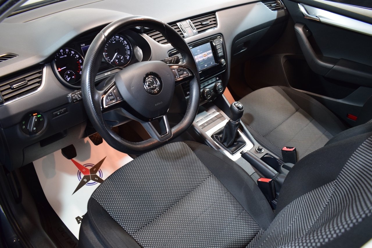 Skoda Octavia 2017, bild 5/10