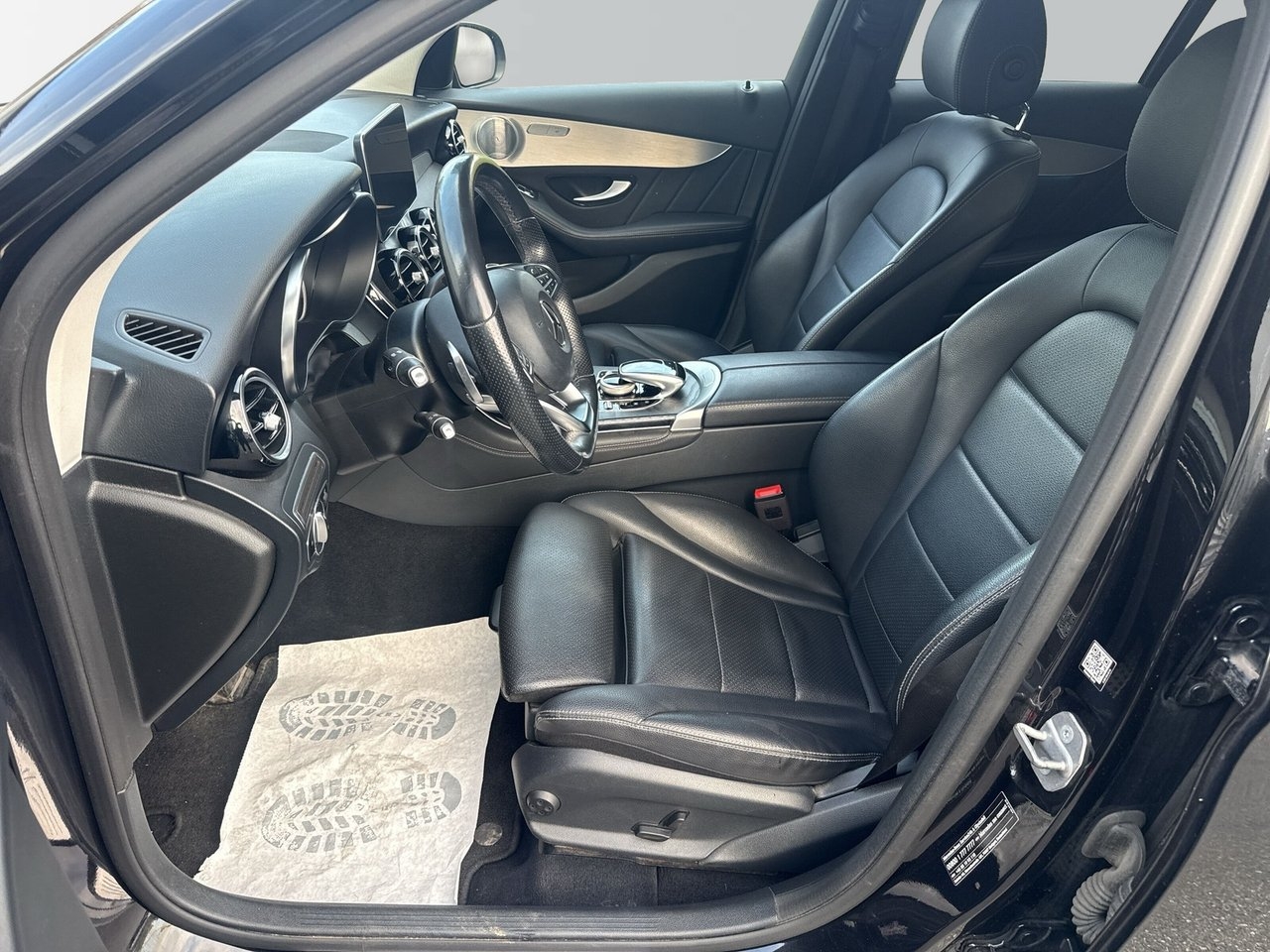 Mercedes-Benz GLC 2019, bild 6/10