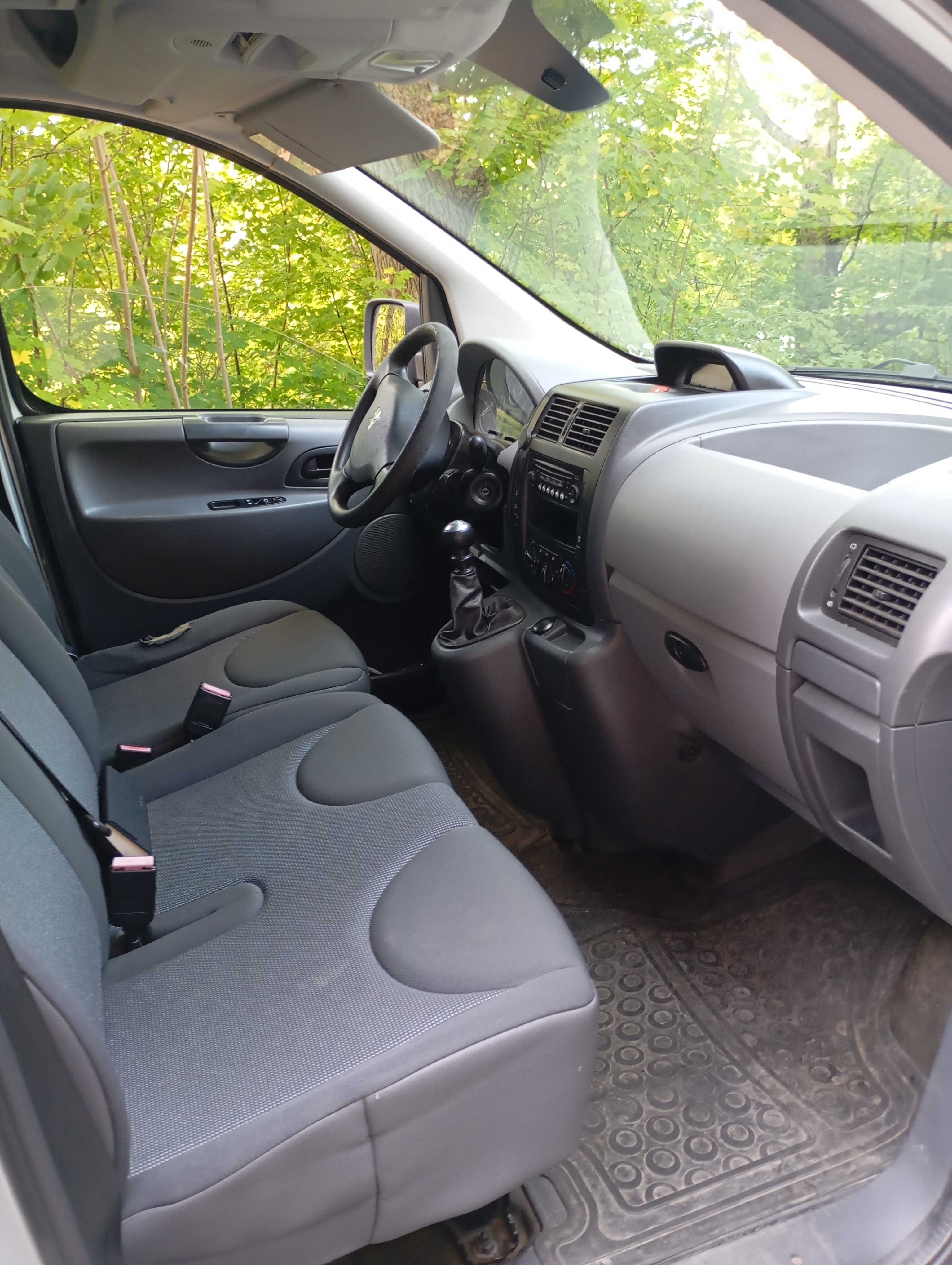 Peugeot Expert 2010, bild 3/6
