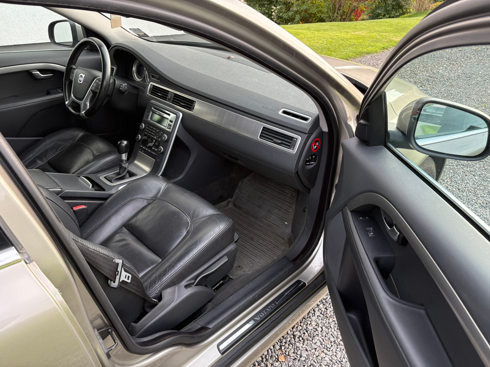 Volvo V70 D5 Manuell 2011, bild 7/10