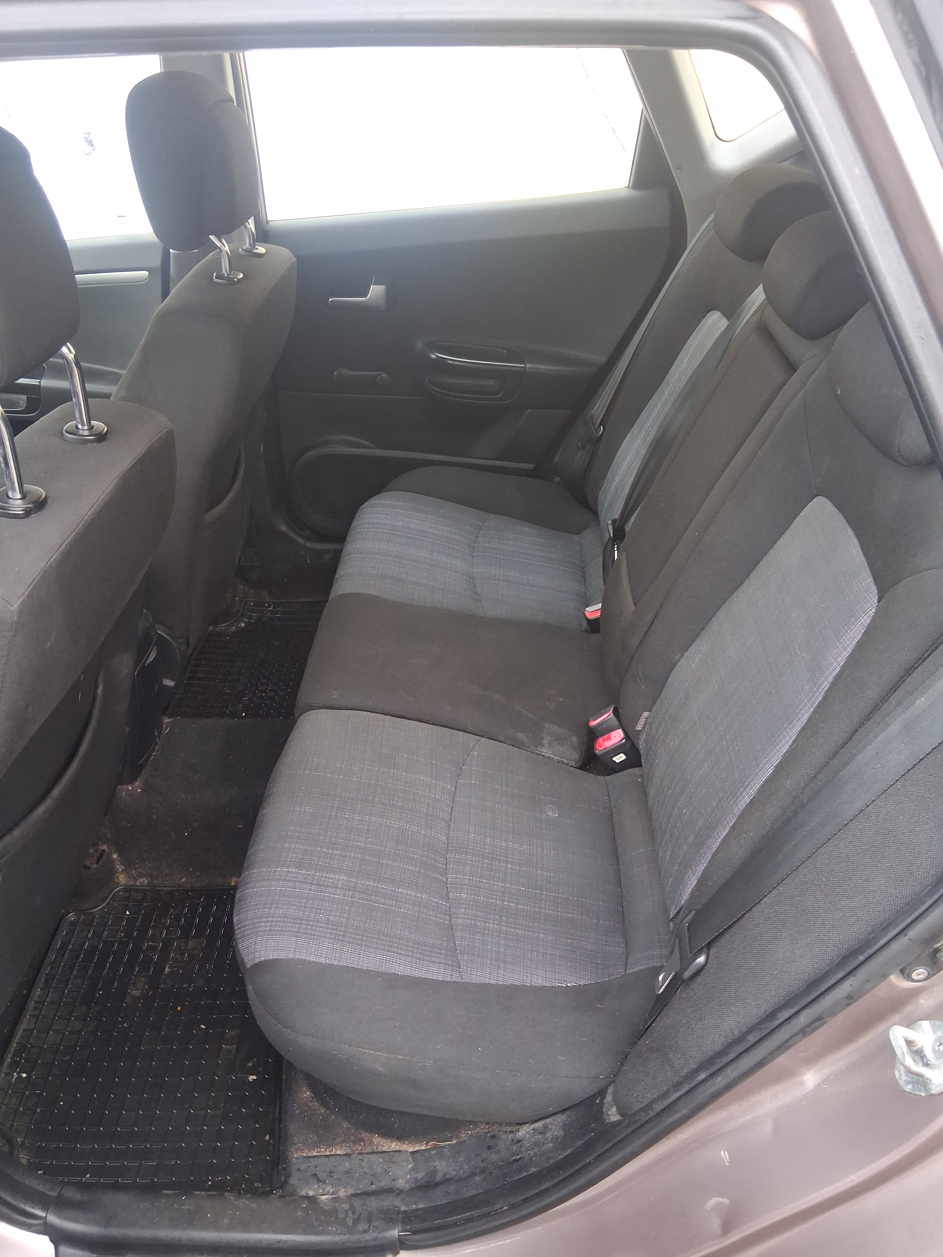 Kia Ceed _sw 1.6 CVVT Manuell 2010, bild 5/6