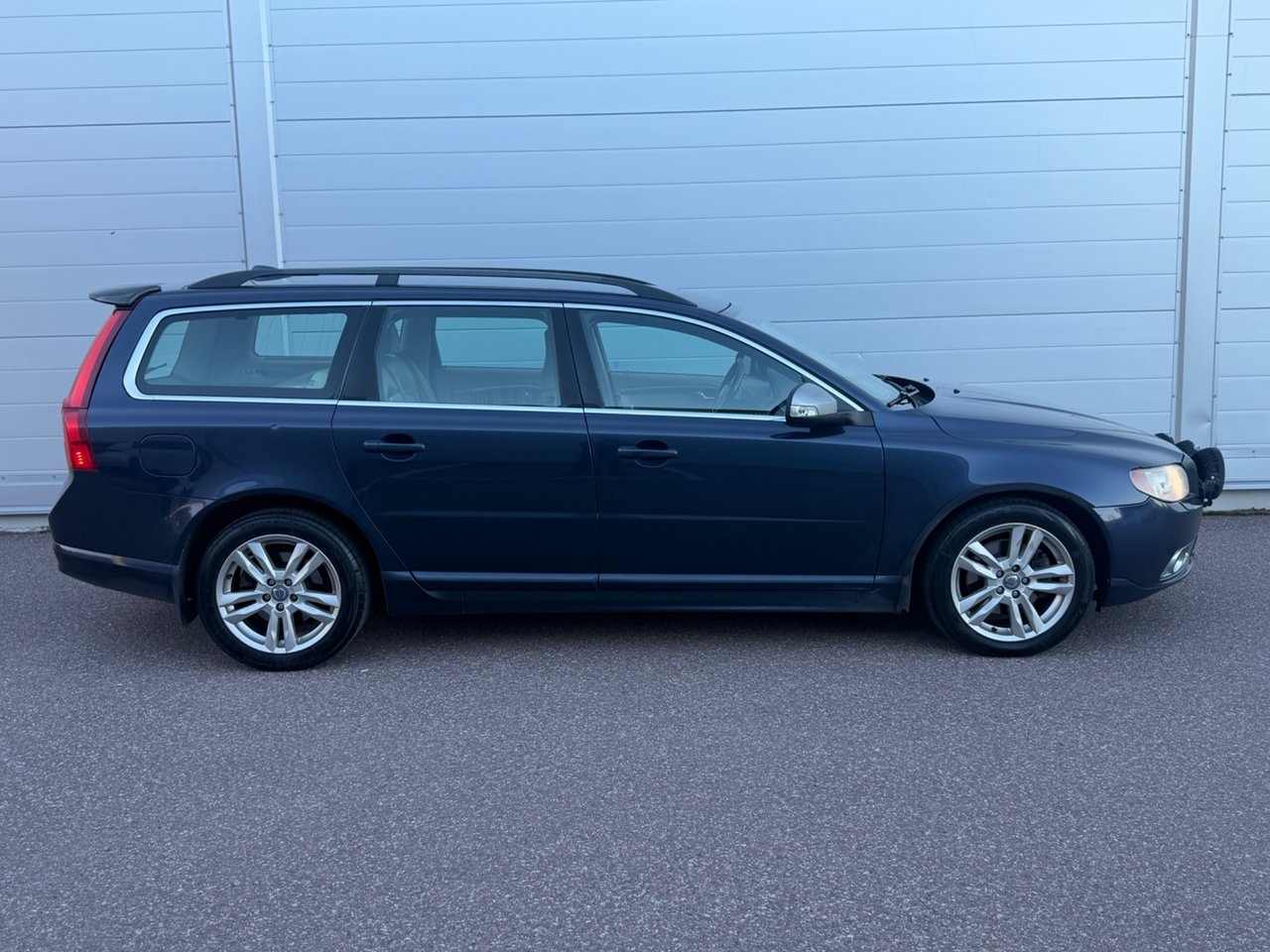 Volvo V70 D3 Momentum 2011, bild 5/10