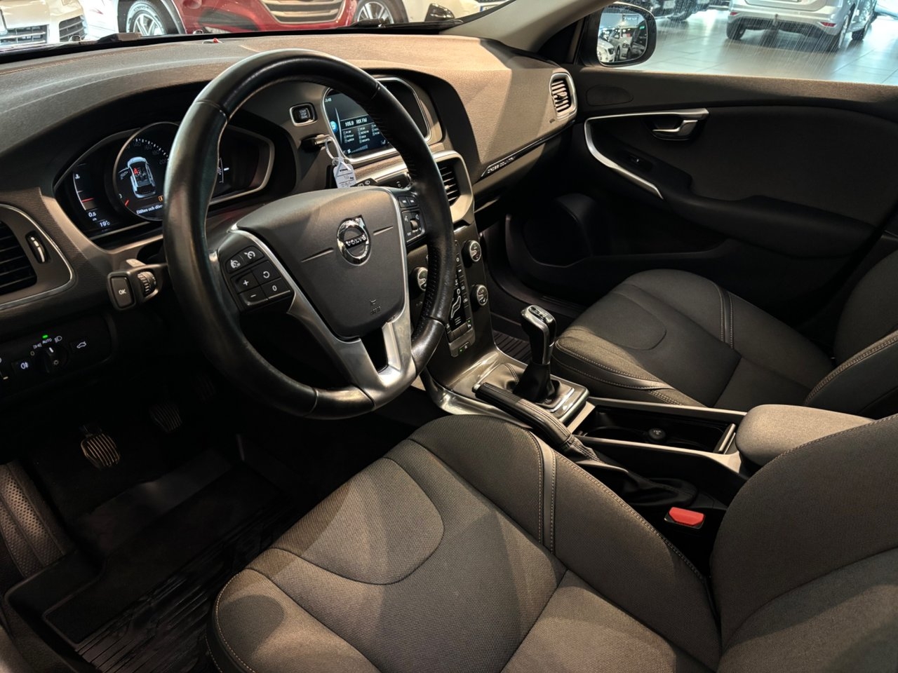 Volvo V40 Cross Country 2017, bild 5/10