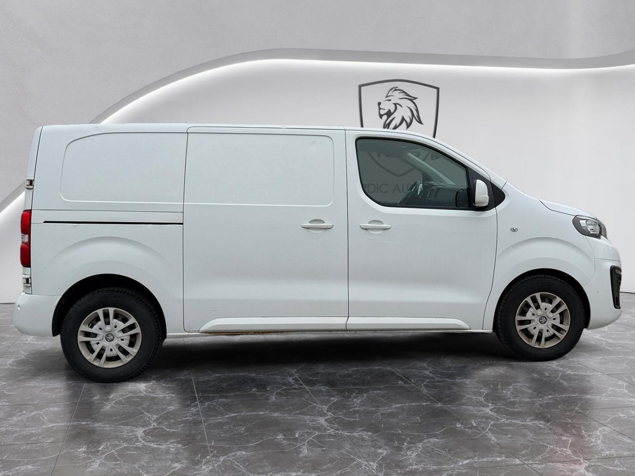 Peugeot Expert 2019, bild 6/10
