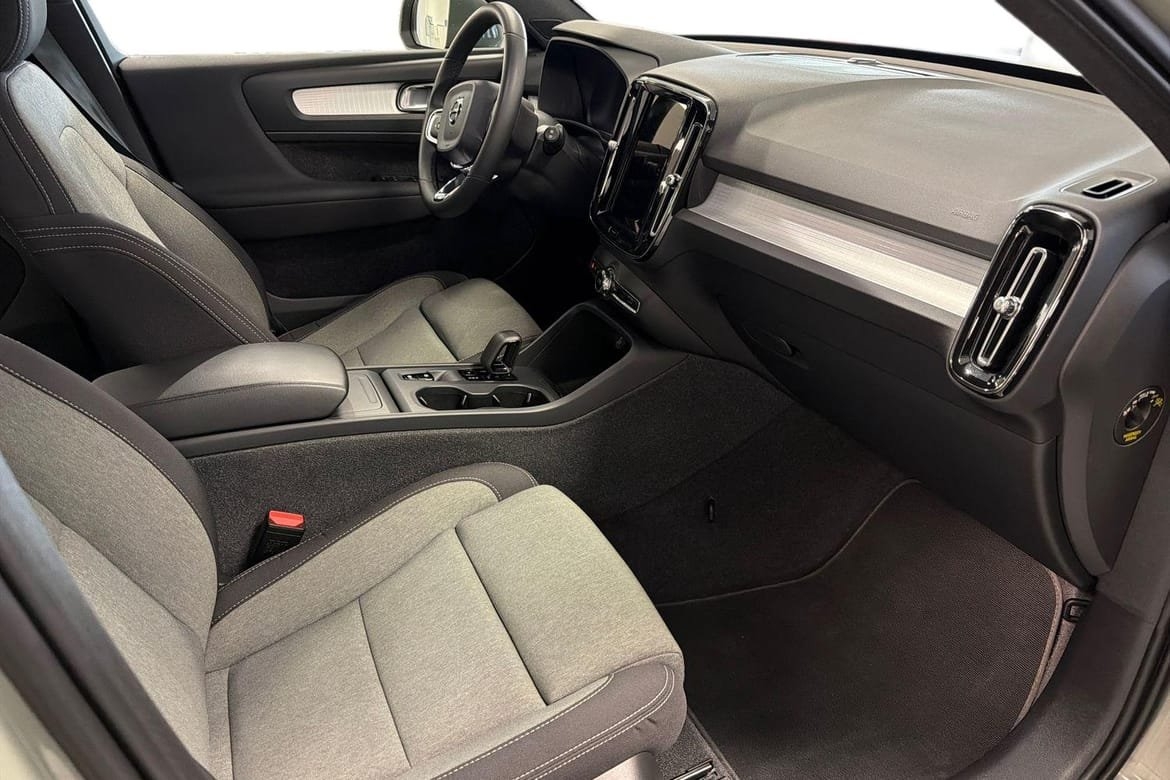 Volvo XC40 B4 FWD Bensin Core 2024, kuva 7/10