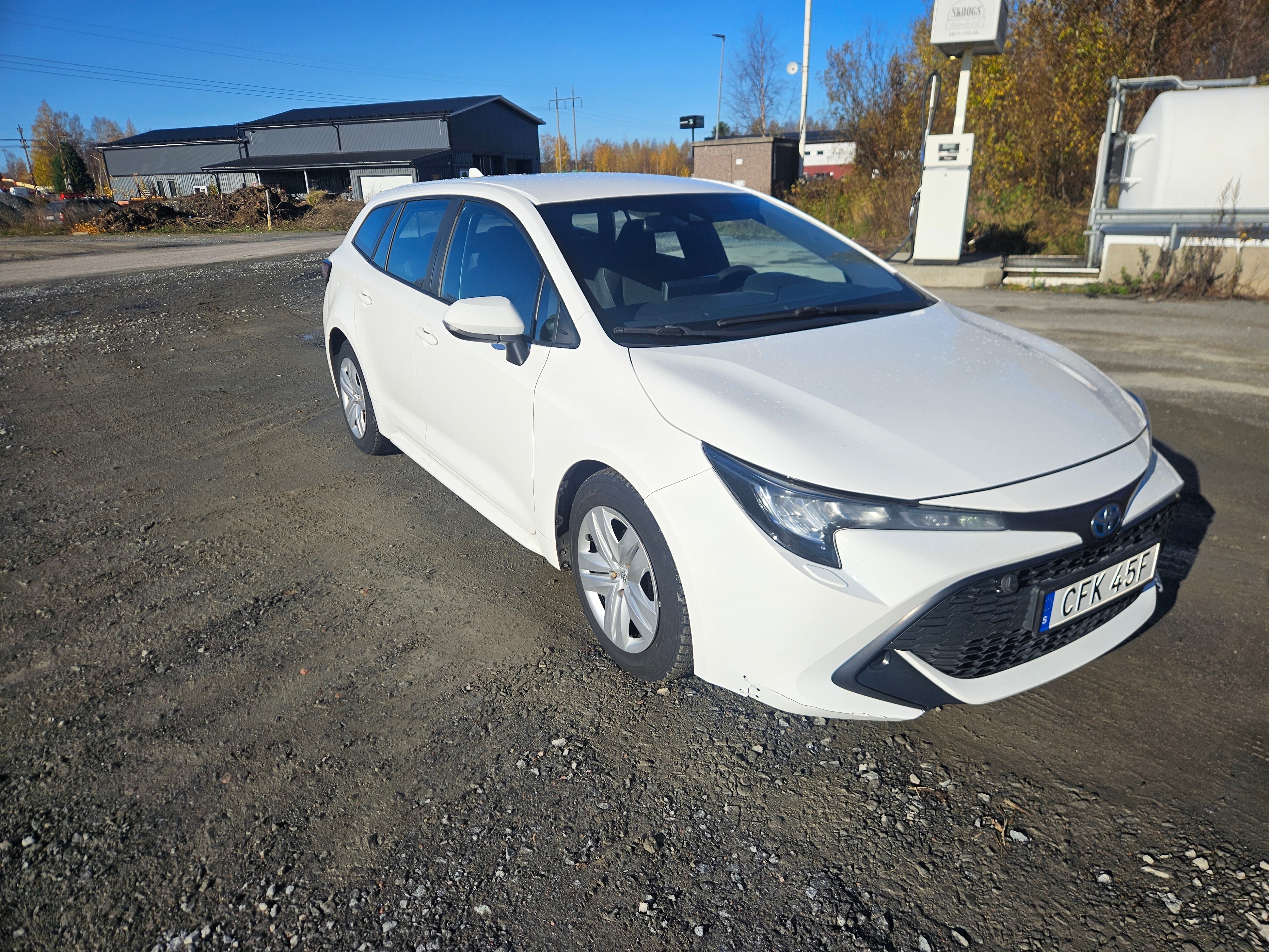 Toyota Corolla 2021, bild 2/7