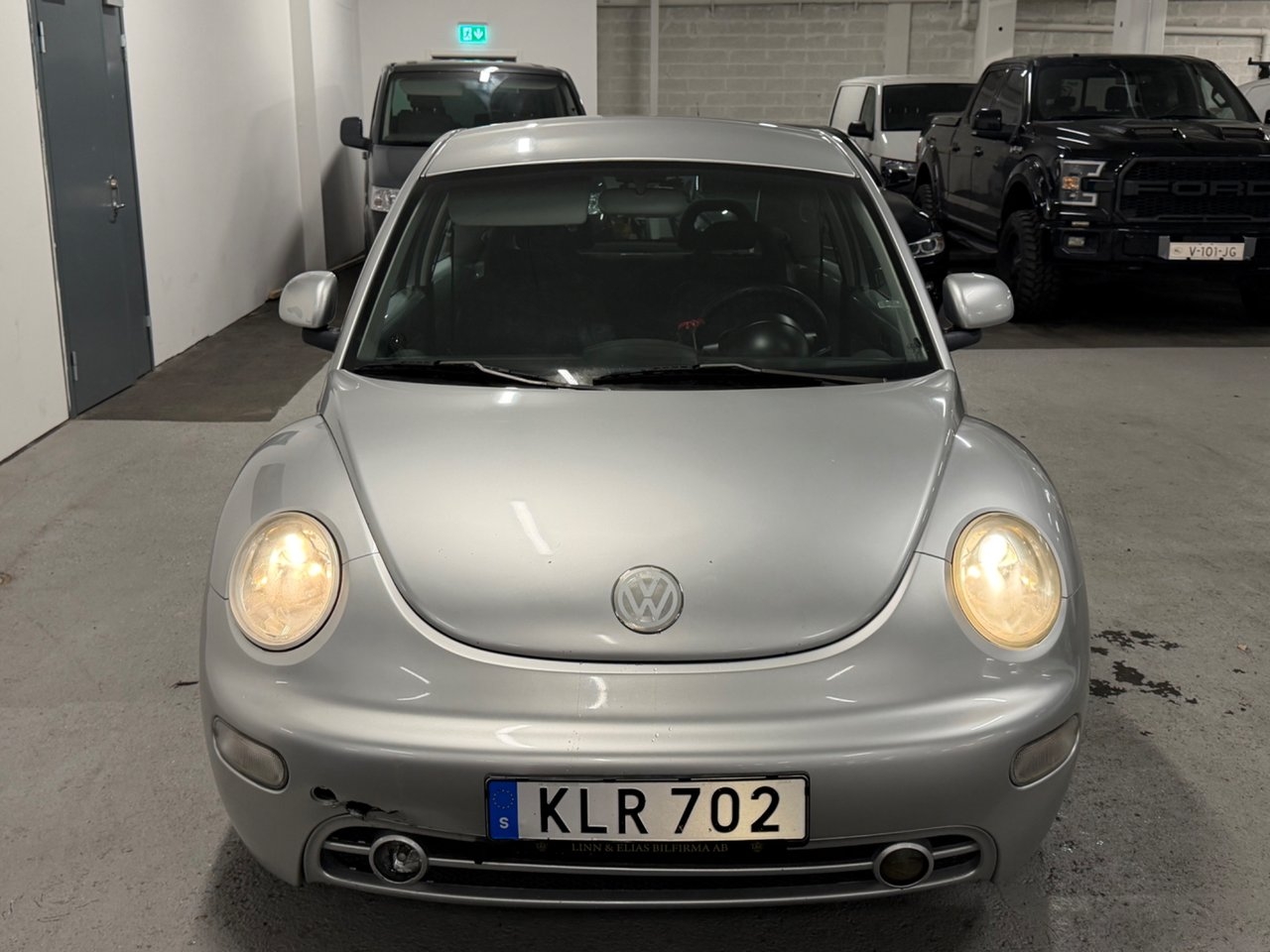 Volkswagen New Beetle 1999, bild 6/9