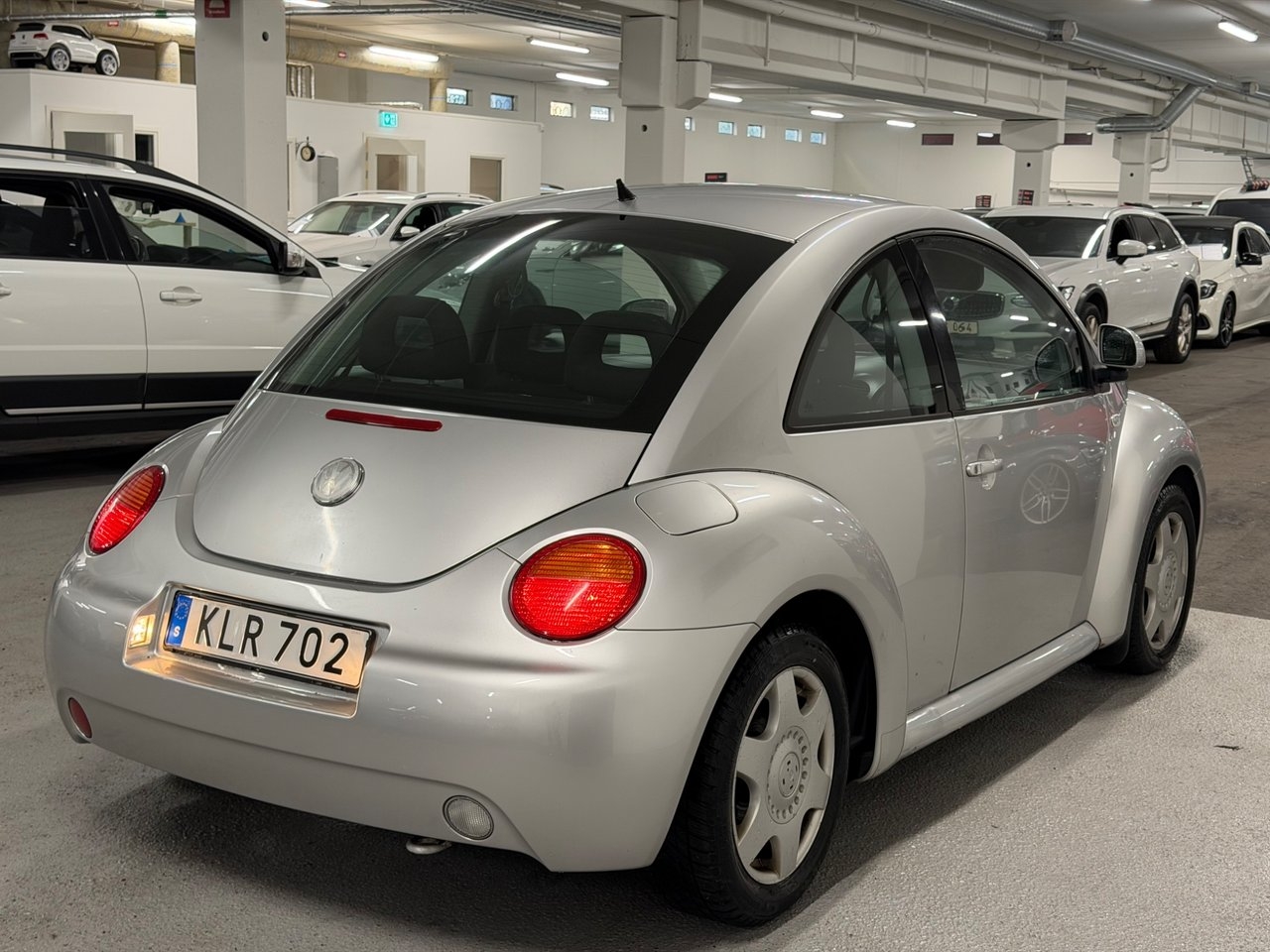 Volkswagen New Beetle 1999, bild 5/9