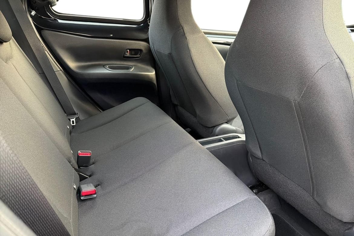 Toyota Aygo X 2026, bild 7/10