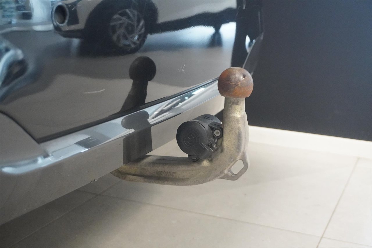BMW 320 2021, bild 7/10