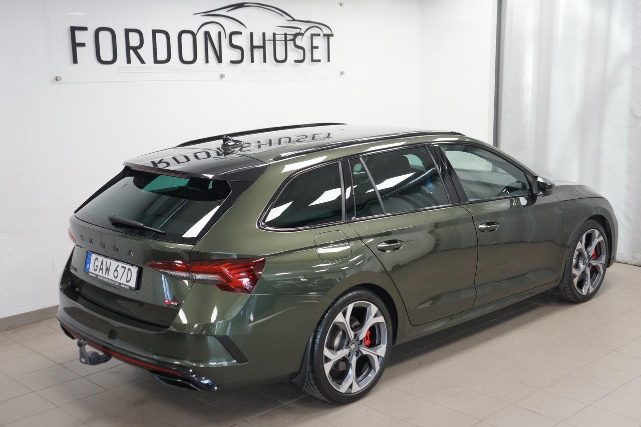 Skoda Octavia KOMBI RS 265HK 2026, photo 6/10