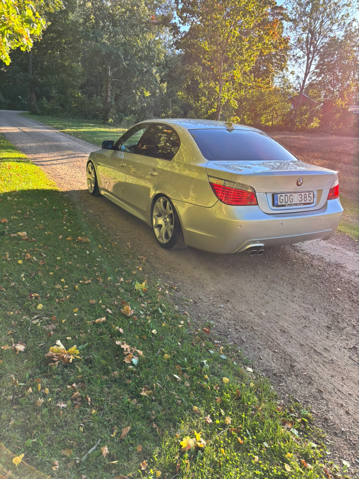 BMW 530 i Sedan Manuell 2007, bild 3/5