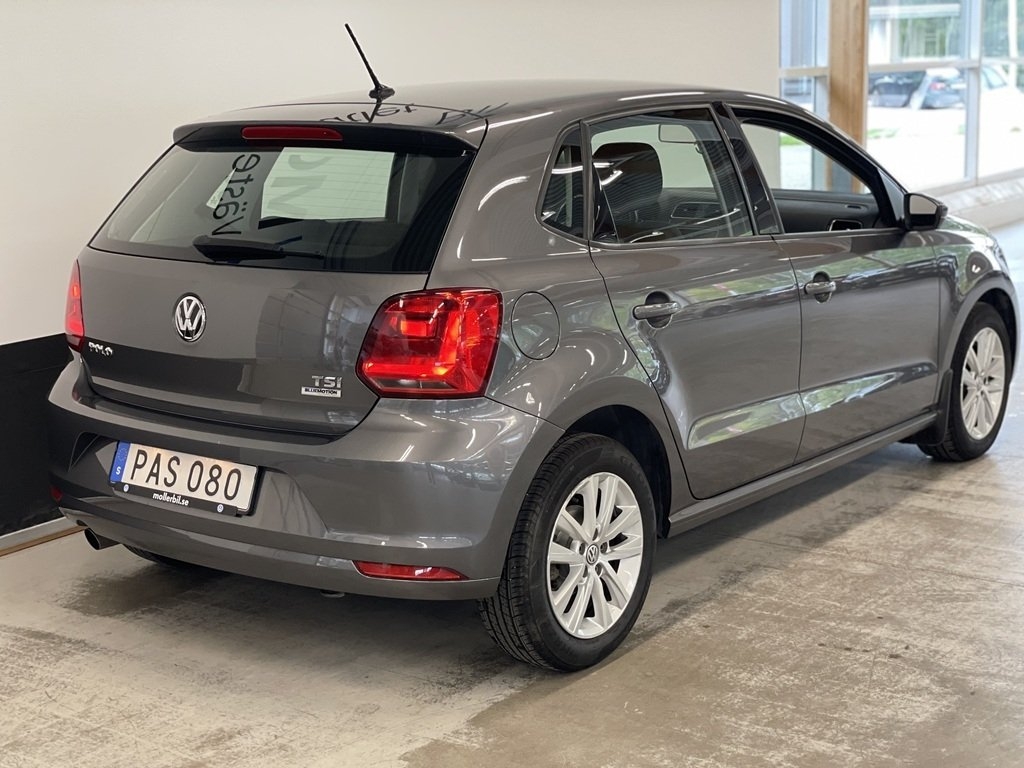 Volkswagen Polo TSI 90hk Manuell 2017, bild 6/18