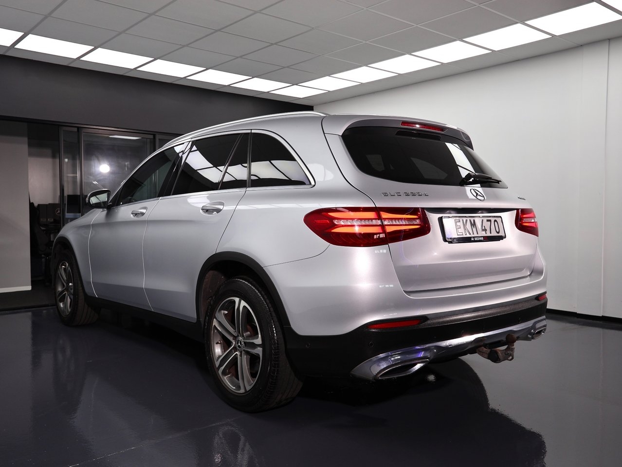 Mercedes-Benz GLC 2017, bild 6/10