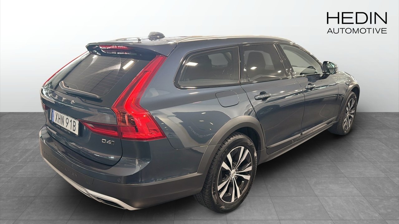 Volvo V90 Cross Country 2020, kuva 4/9