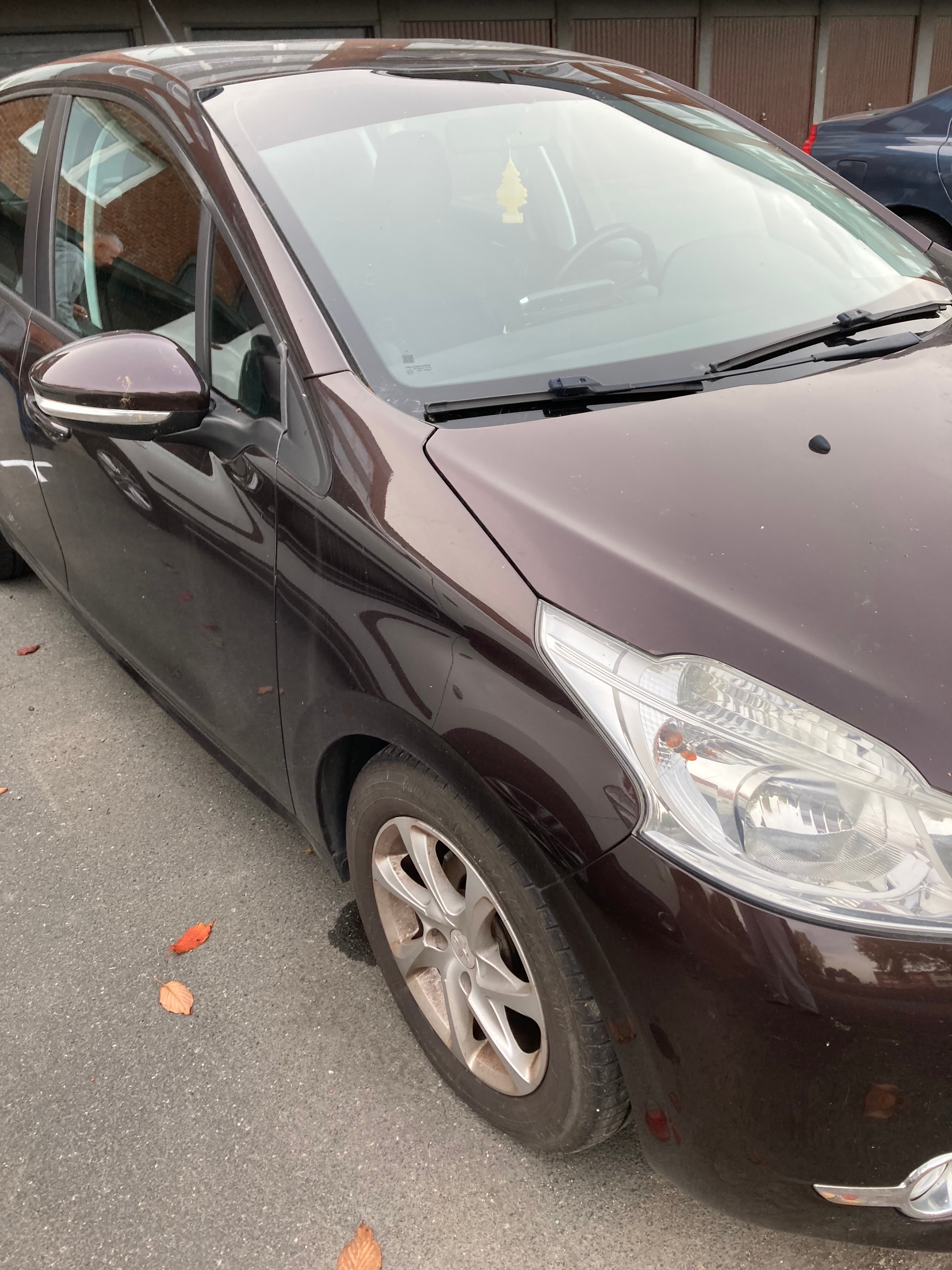 Peugeot 208 5-dörrar 1.4 VTi 95 Manuell 2012, bild 7/8