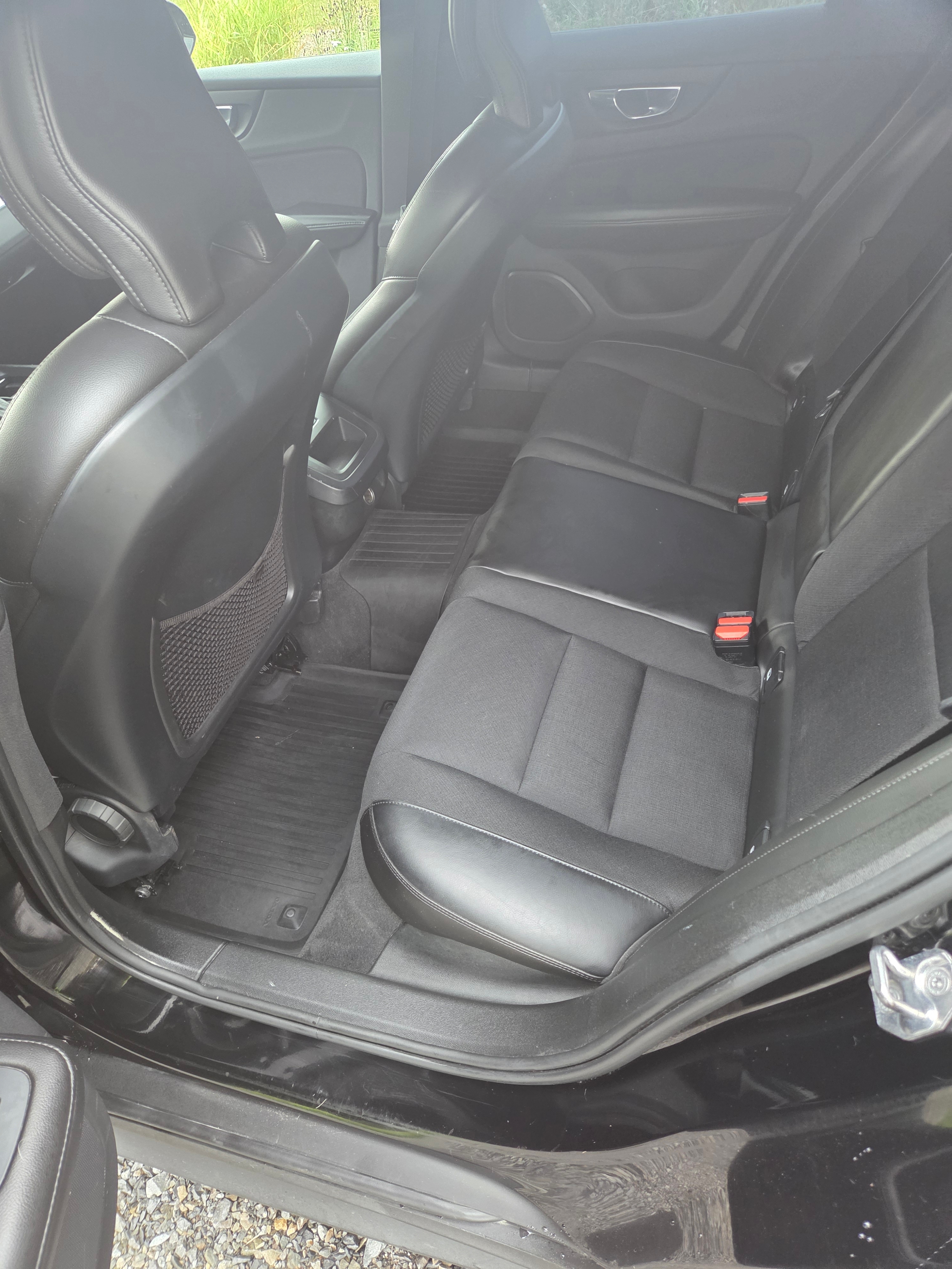 Volvo V60 Cross Country 2020, kuva 7/9