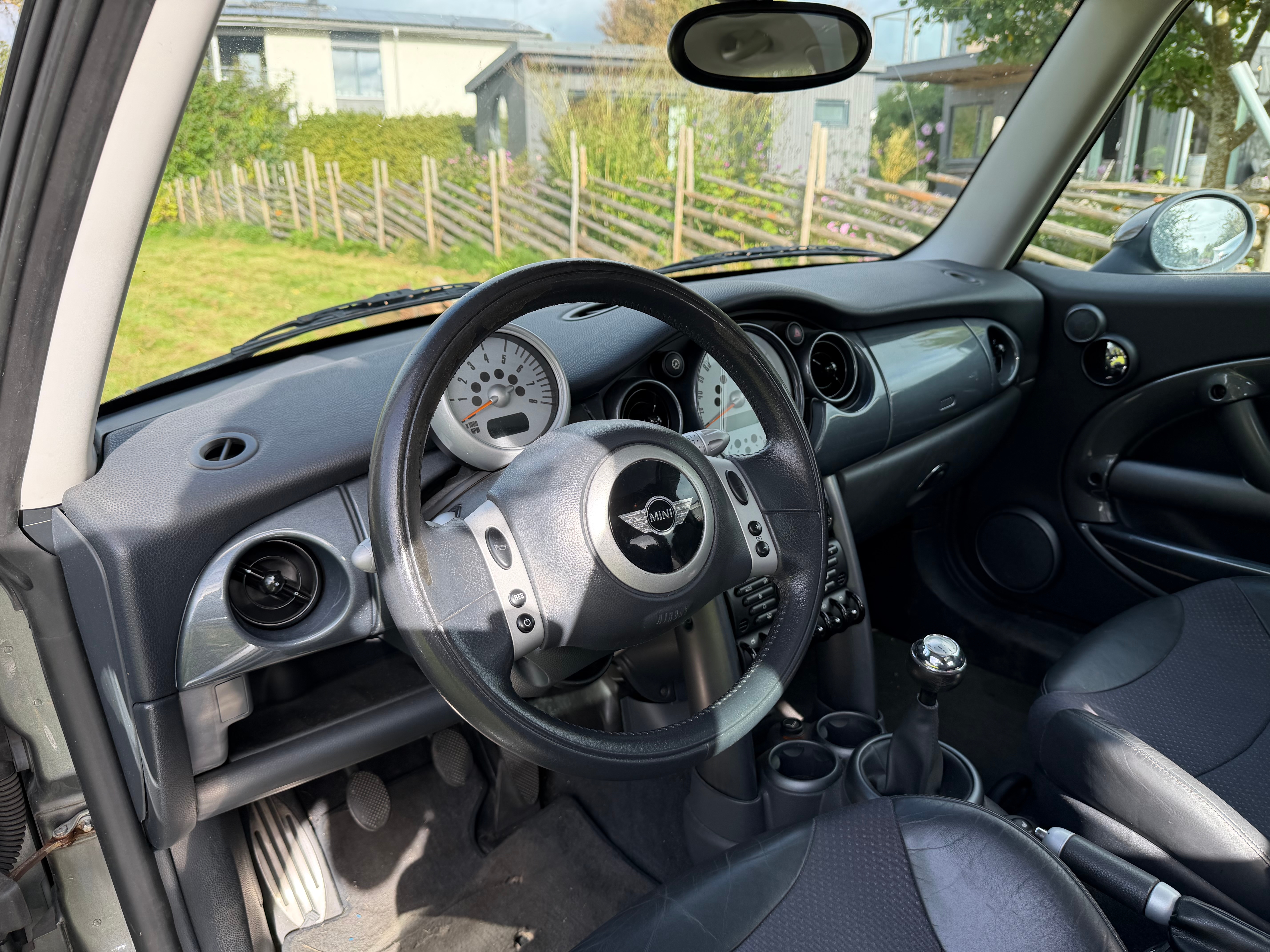 MINI Cooper S Manuell 2002, bild 7/10