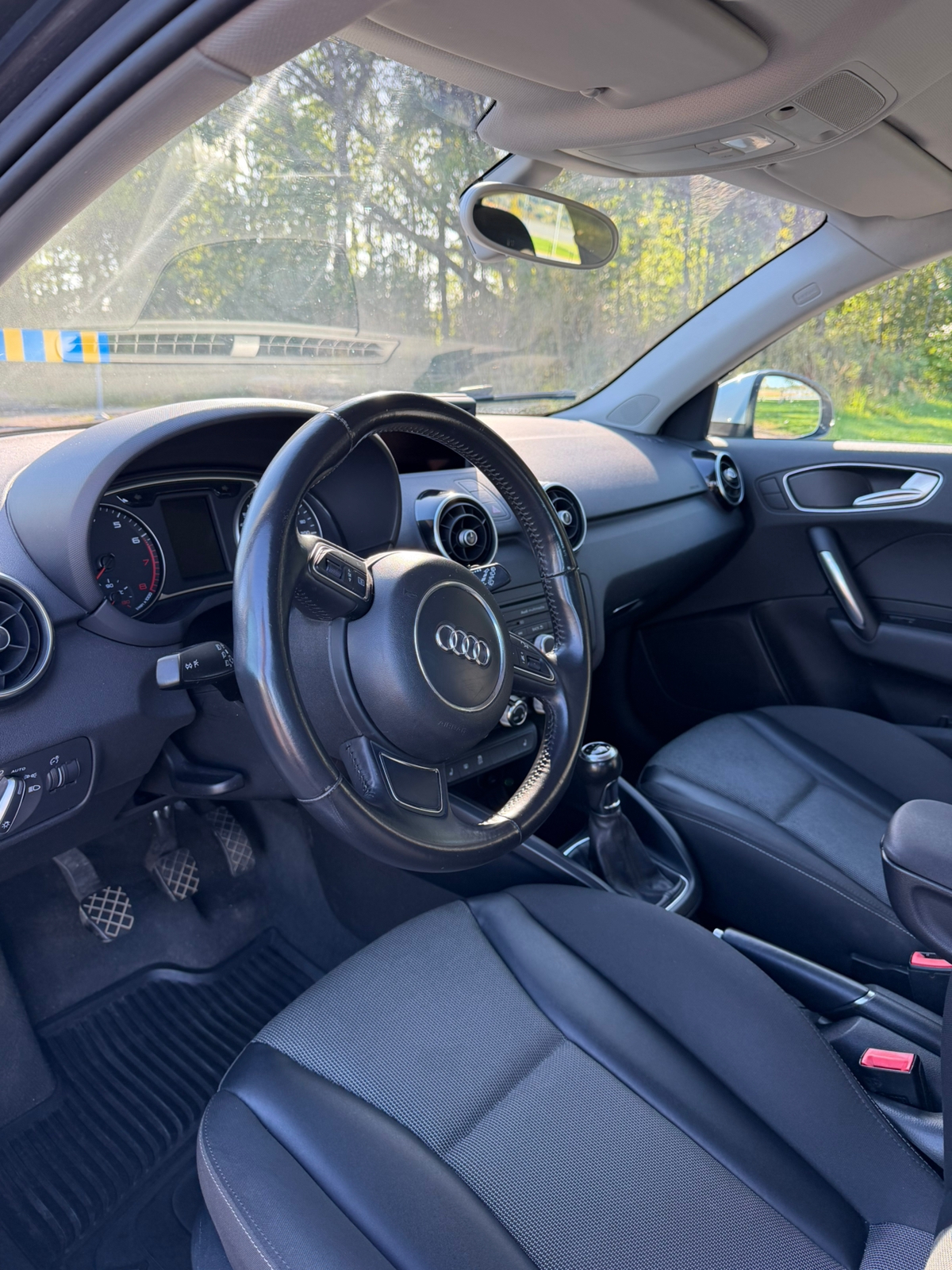 Audi A1 Sportback 1.2 TFSI Manuell 2013, bild 4/8