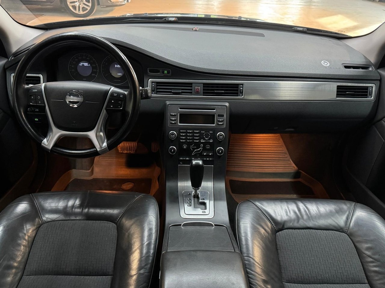 Volvo V70 2010, bild 6/10