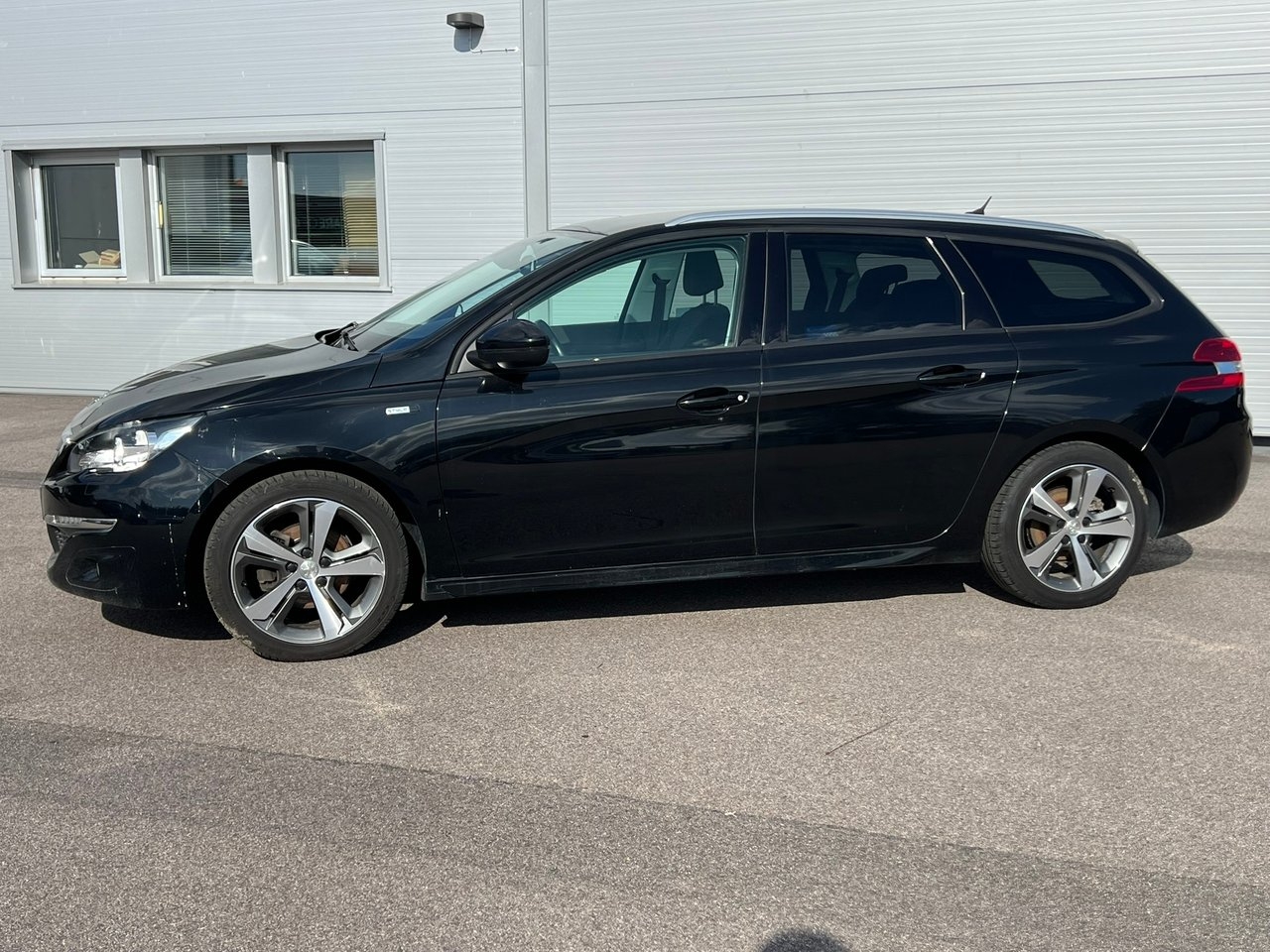 Peugeot 308 2017, bild 3/10