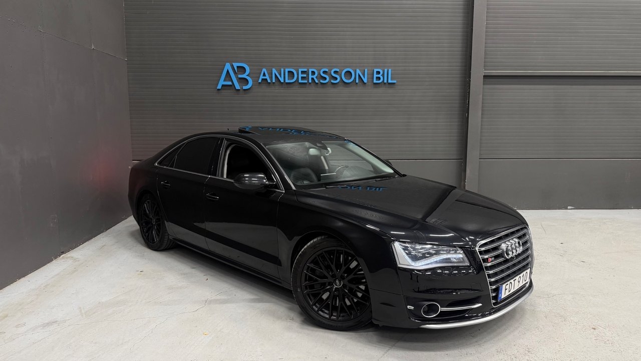 Audi S8