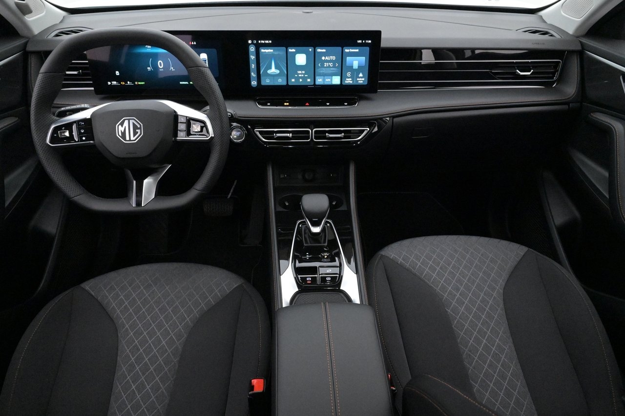 MG HS PHEV Comfort 2025, bild 6/10