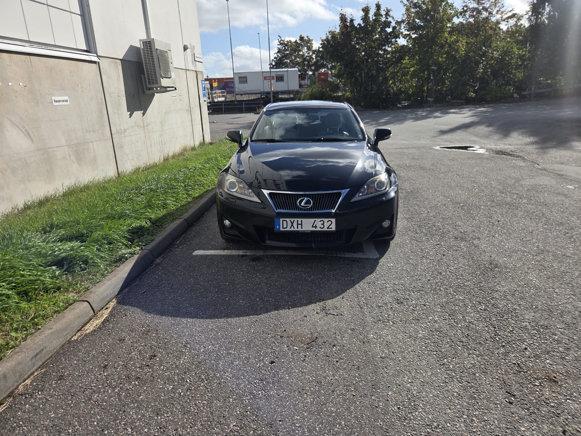 Lexus IS 200d 2.2 Manuell 2012, bild 5/6