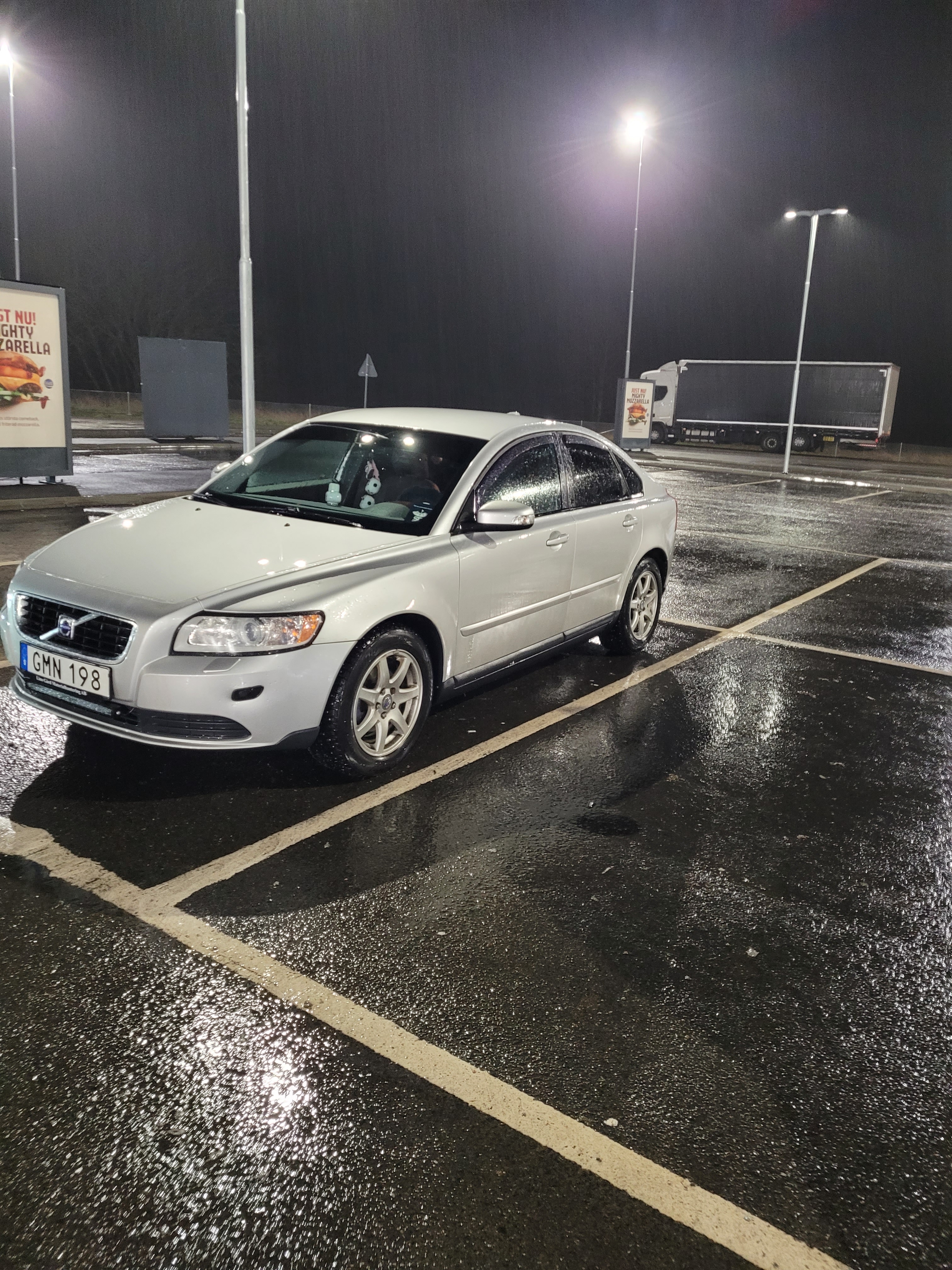 Volvo S40 1.8F Manuell 2008, bild 2/10