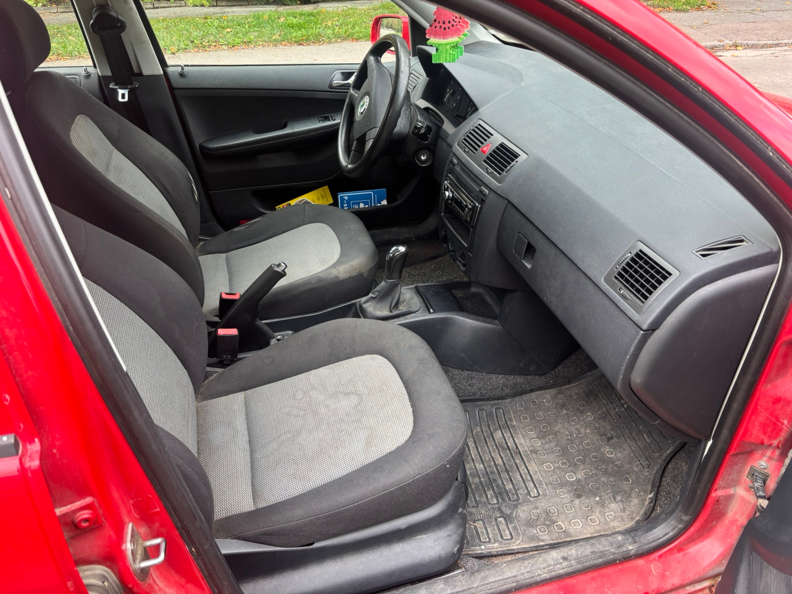 Skoda Fabia 1.2 Manuell 2004, bild 6/10