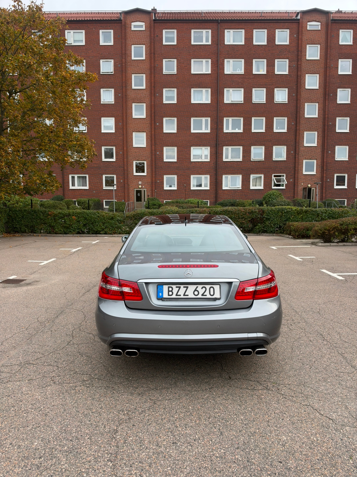Mercedes-Benz E
