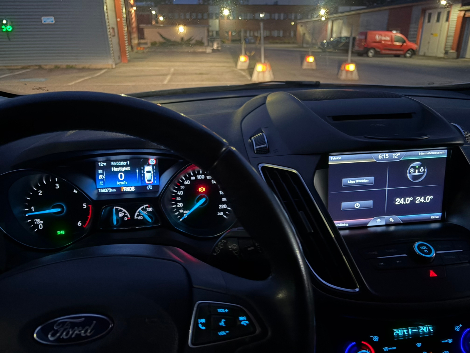Ford C-Max 2.0 TDCi Powershift 2016, bild 7/10