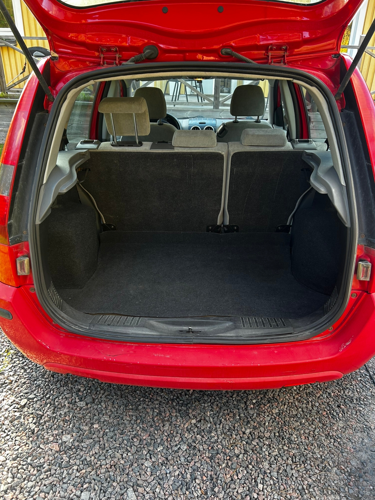 Ford Fusion 1.6 Manuell 2003, kuva 3/8