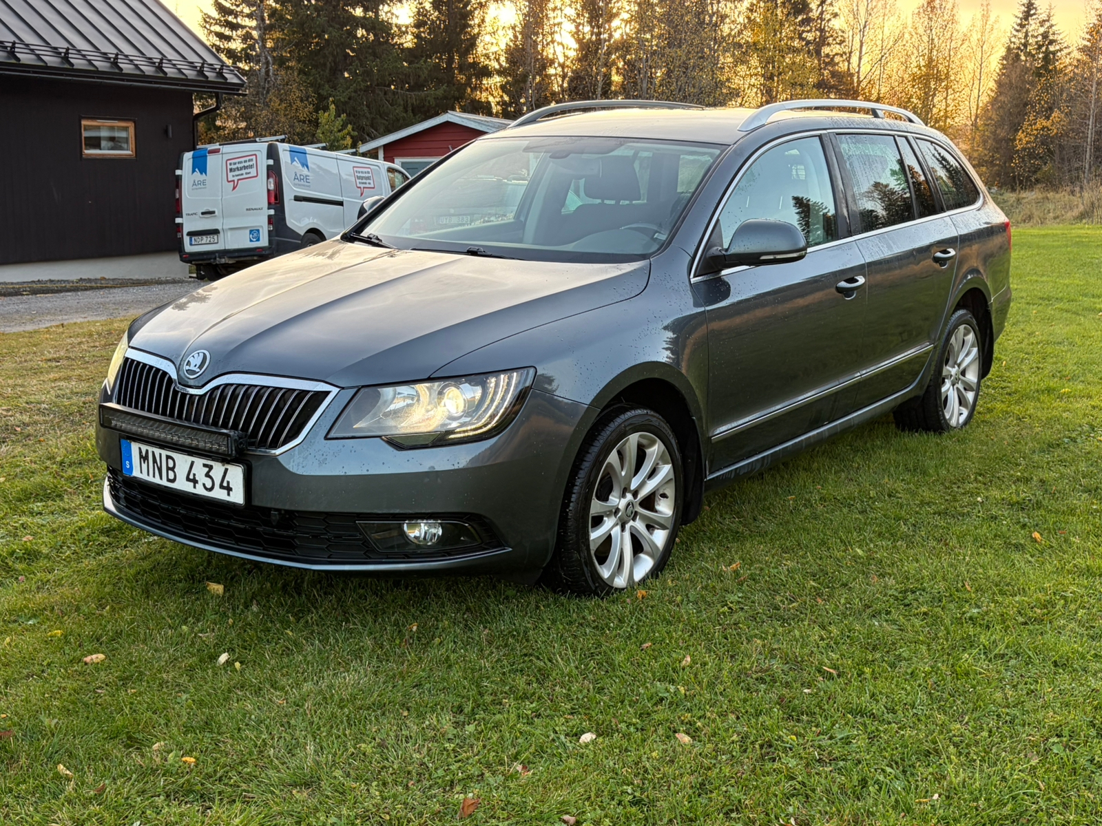 Skoda Superb 2015, kuva 2/10