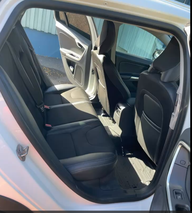 Volvo V60 Cross Country D3 Geartronic 2018, kuva 5/6