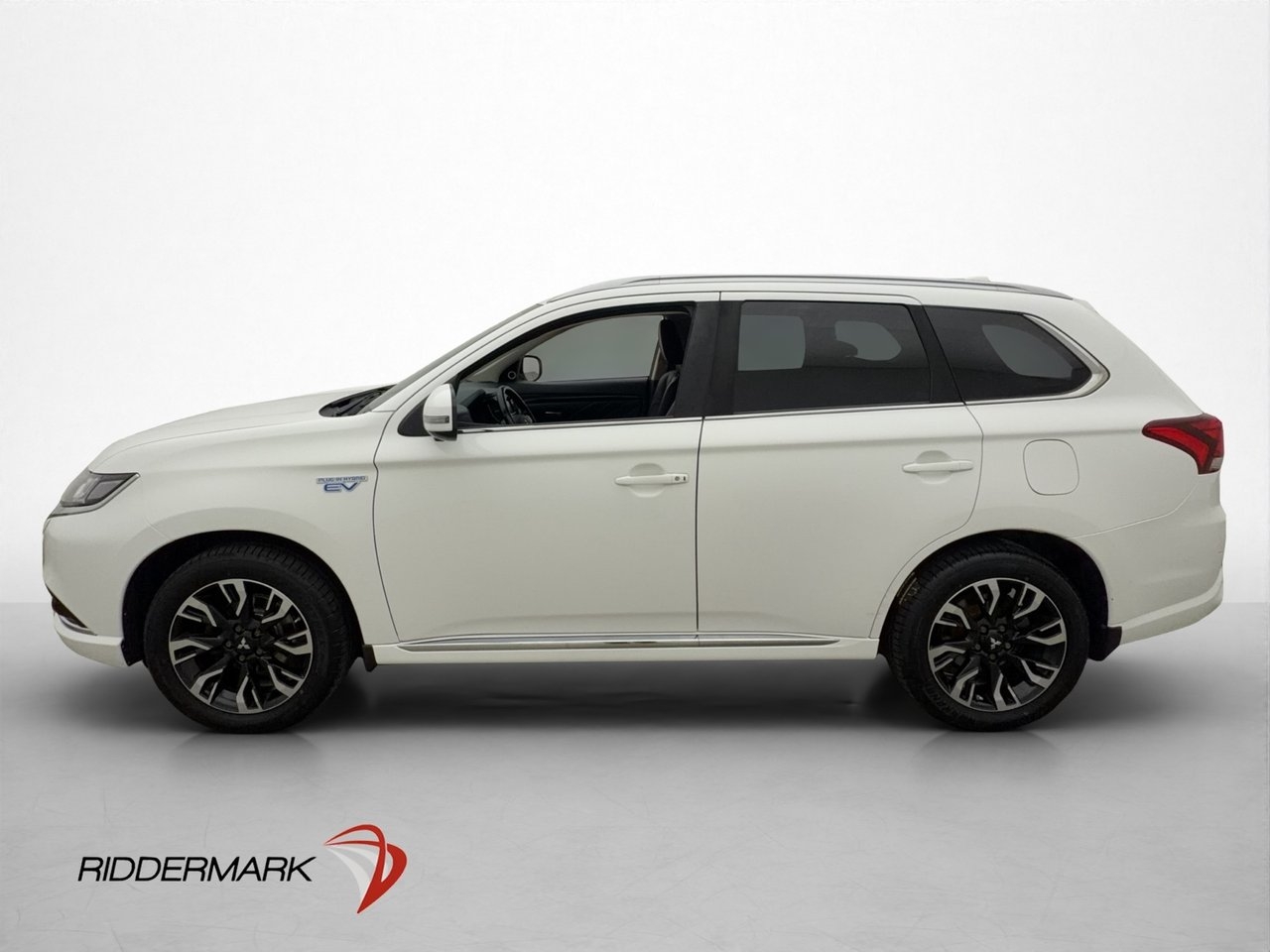 Mitsubishi Outlander 2016, bild 4/10