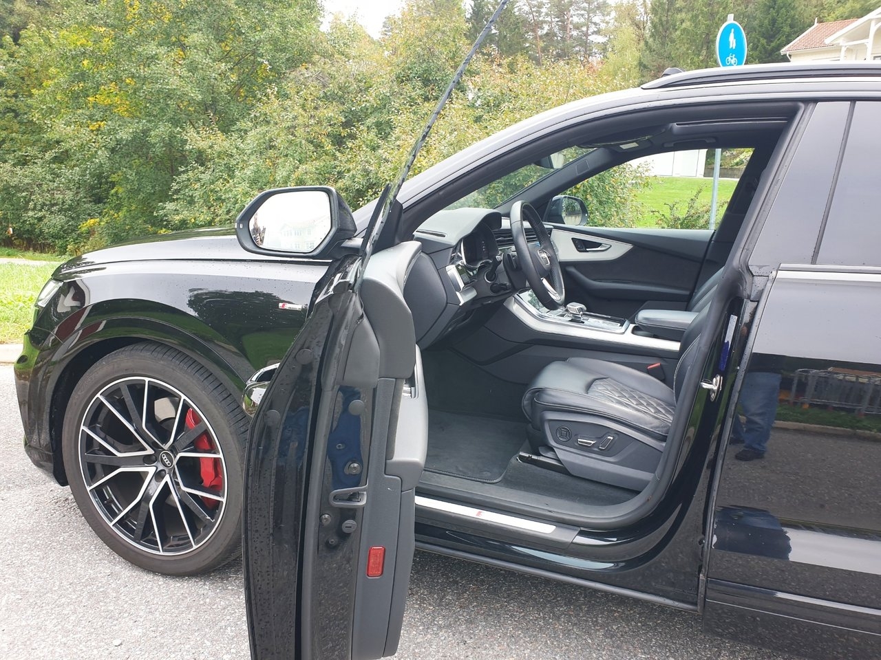 Audi Q8 2022, bild 2/10