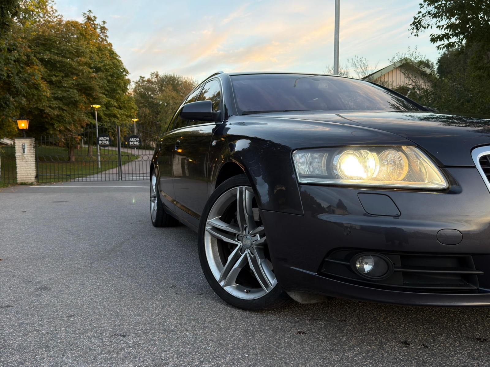 Audi A6 Avant 3.2 FSI V6 Quattro S-Line 2008, bild 2/10