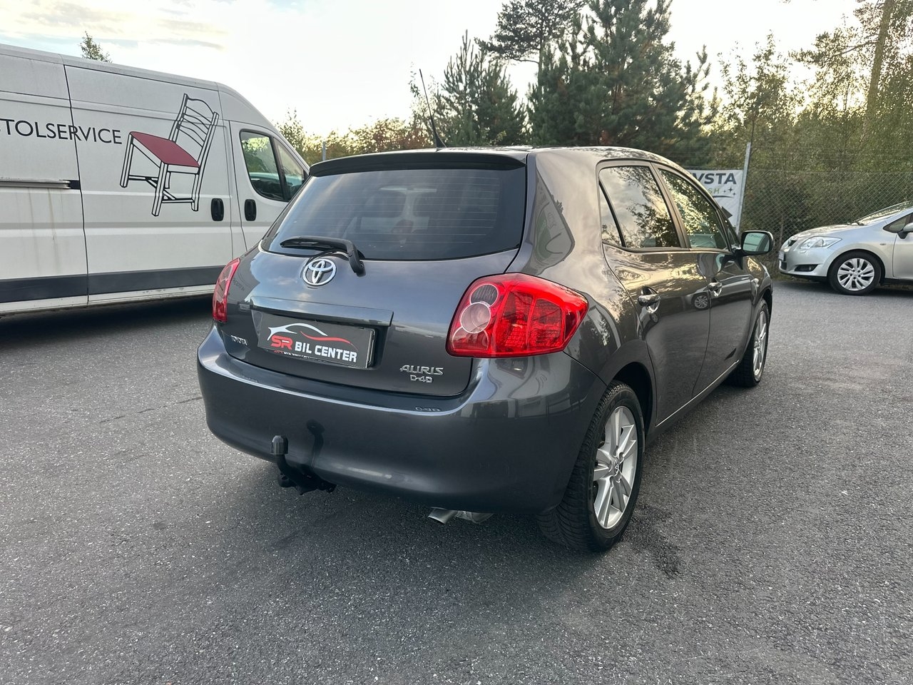 Toyota Auris 5-dörrar 2.2 D-CAT Euro 5 2007, bild 6/10
