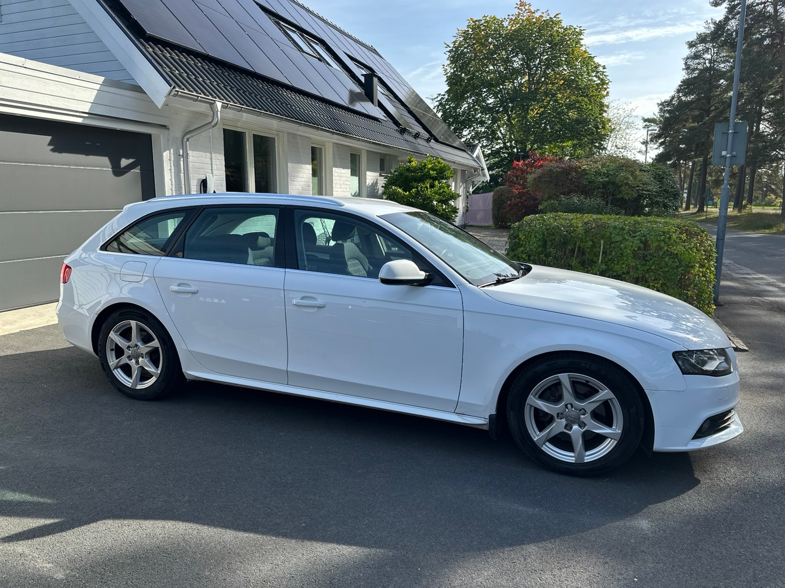 Audi A4 Avant 2.0 TFSI Quattro Manuell 2012, bild 2/8