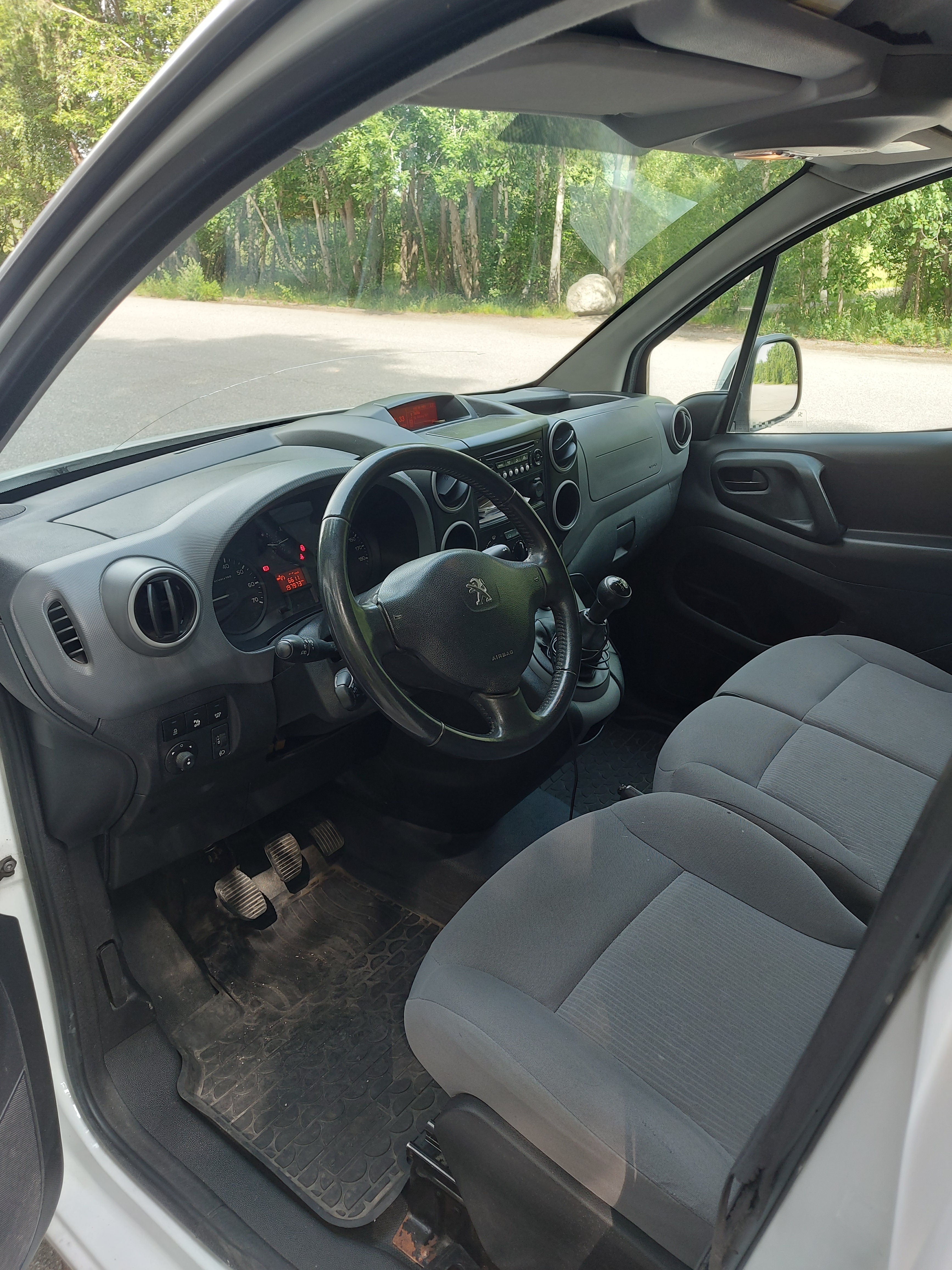 Peugeot Partner 2016, bild 6/9