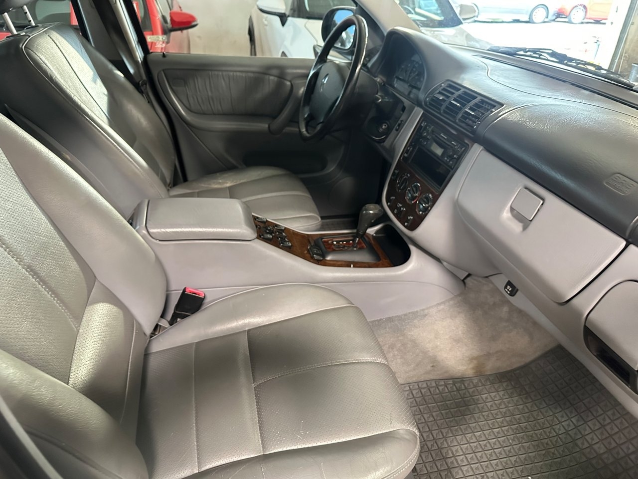 Mercedes-Benz ML 320 2001, bild 7/10