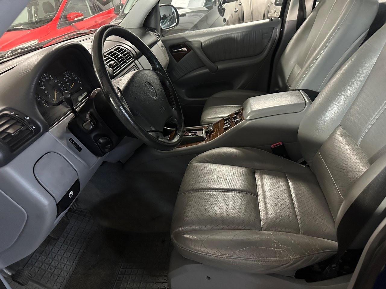 Mercedes-Benz ML 320 2001, bild 6/10